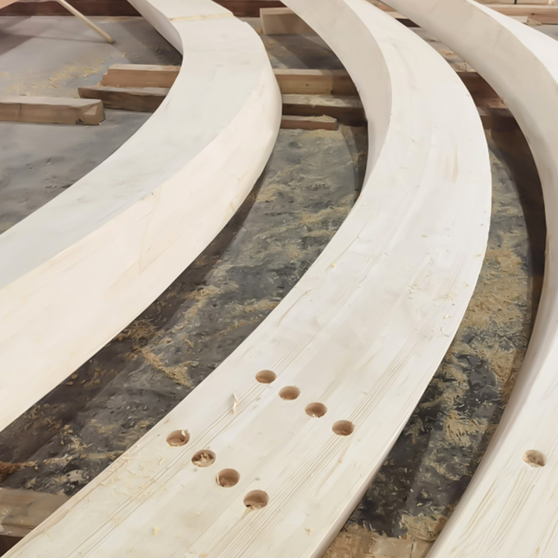 Glulam curvis abiegnis