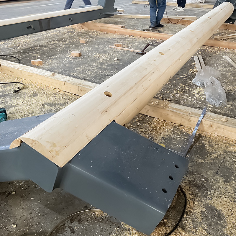 Pine circa Glulam columnae