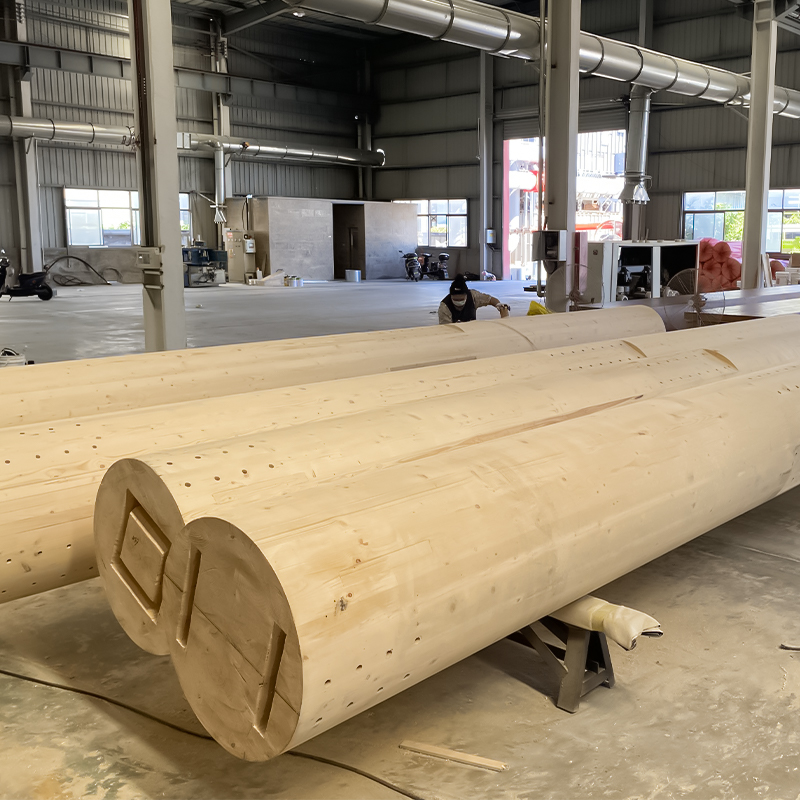 Pine circa Glulam columnae